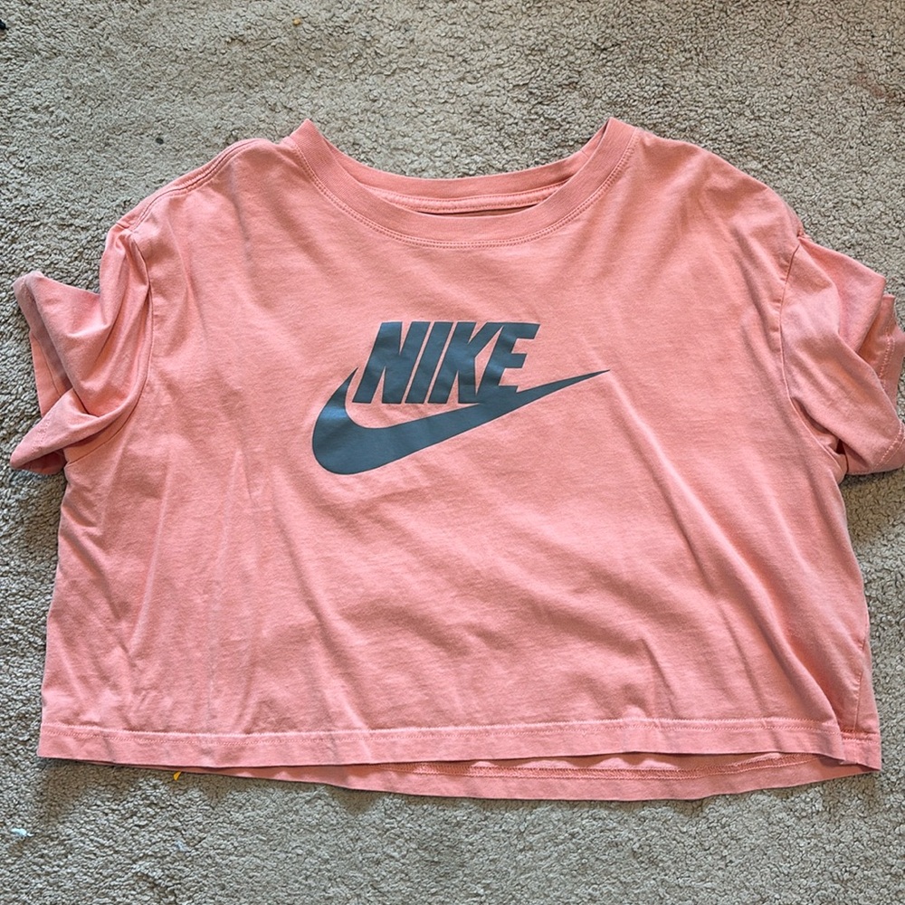 Nike crop tee